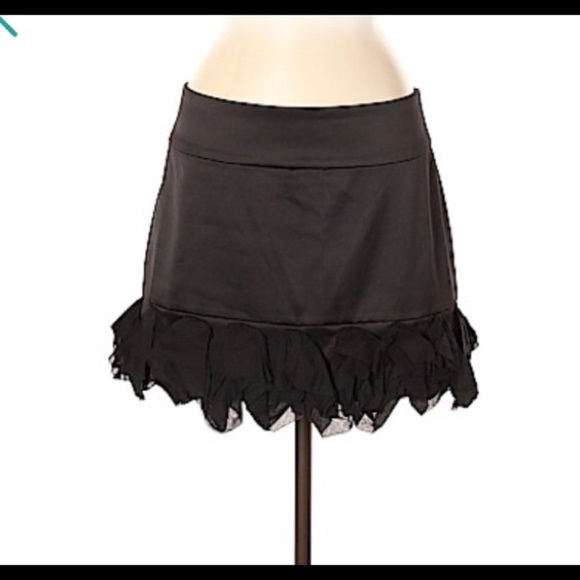𝅺EXPRESS Design Studio Faux Leather Ruffled Mini - Picture 1 of 7